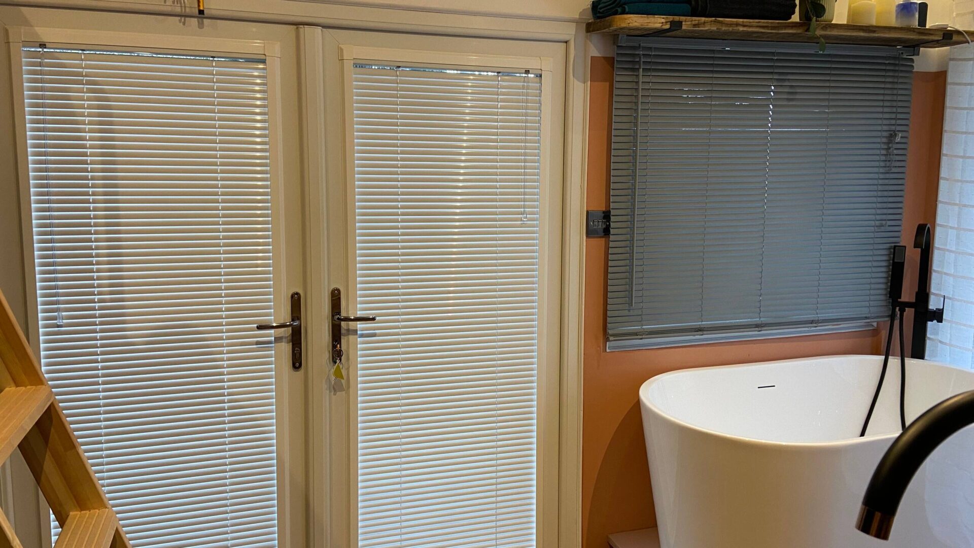 Hero Banner Slide 17